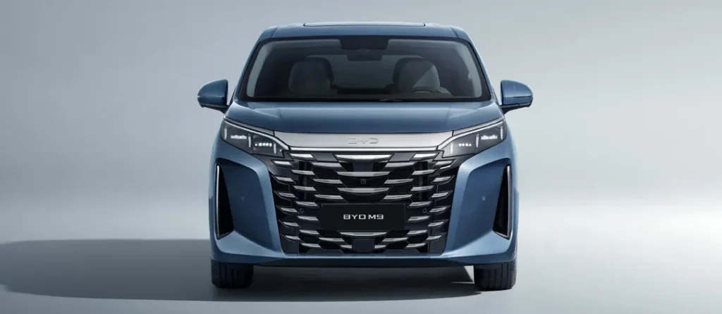 BYD M9