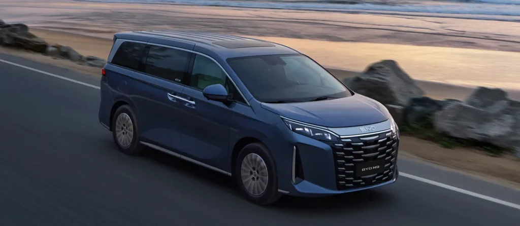 BYD M9